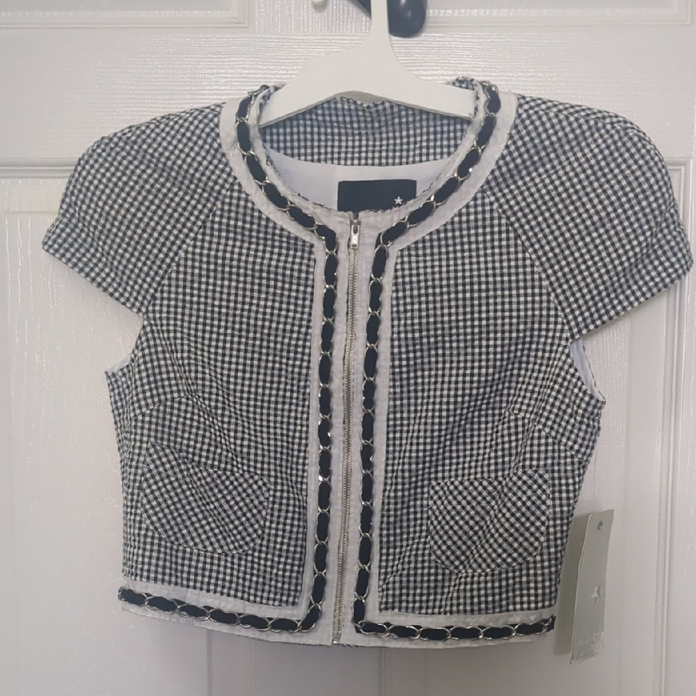 Chic Black and White Gingham Cropped Jacket